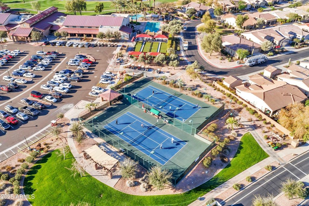 Image 39 of property listing at 4460 E Carob Drive, Gilbert, AZ 85298