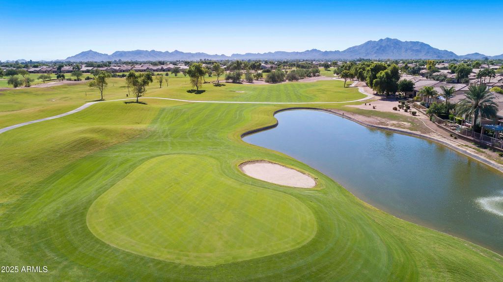 Image 43 of property listing at 4460 E Carob Drive, Gilbert, AZ 85298