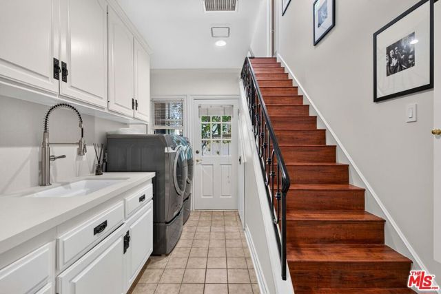 12053 Crest Court, Los Angeles, CA 90210