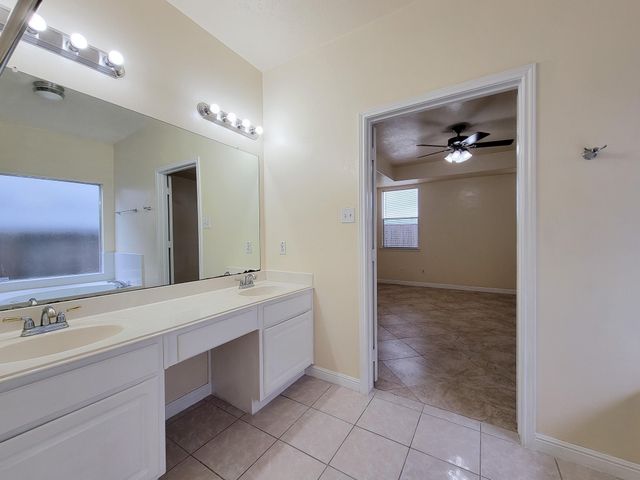 14938 Brightbrook Drive, Houston, TX 77095