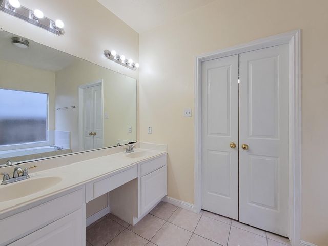 14938 Brightbrook Drive, Houston, TX 77095