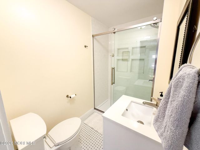 25 Ocean Avenue, Manasquan, NJ 08736