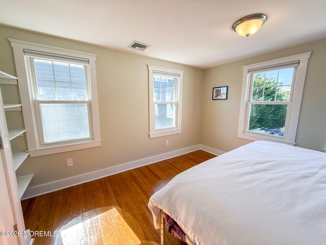 25 Ocean Avenue, Manasquan, NJ 08736