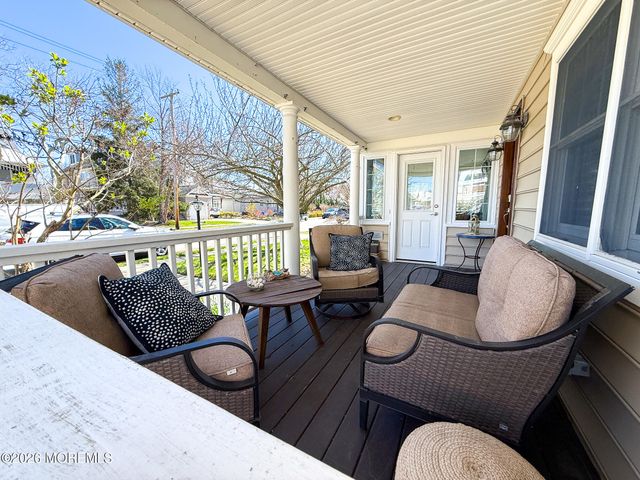 25 Ocean Avenue, Manasquan, NJ 08736