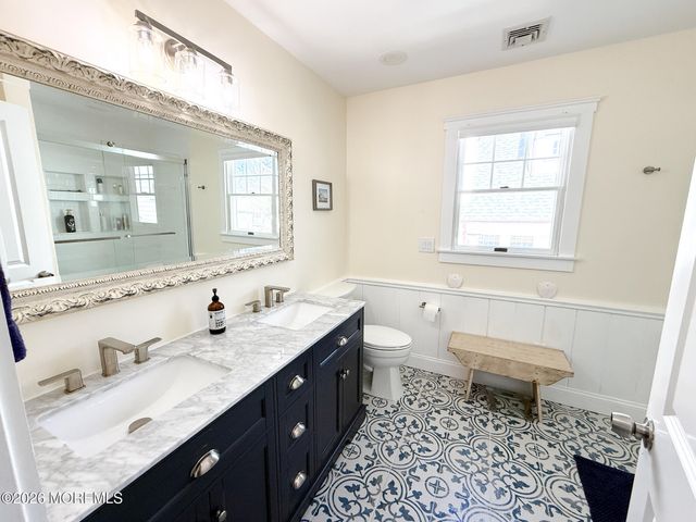 25 Ocean Avenue, Manasquan, NJ 08736