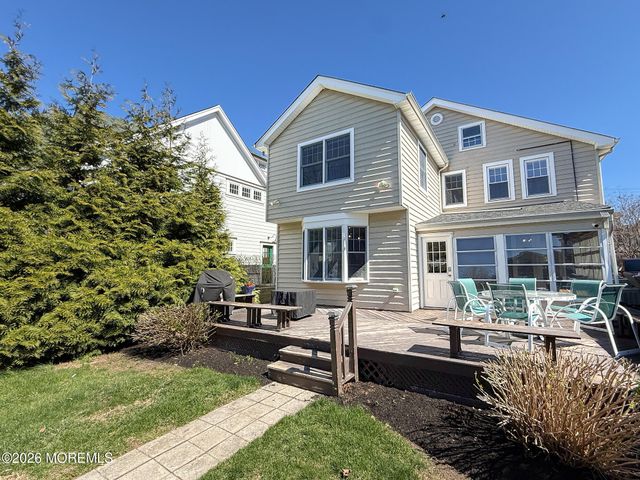 25 Ocean Avenue, Manasquan, NJ 08736