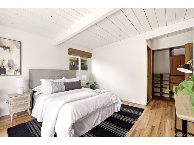 1360 S Dahlia St, Denver, CO 80222