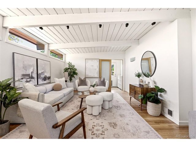 1360 S Dahlia St, Denver, CO 80222
