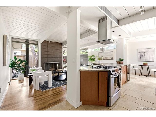 1360 S Dahlia St, Denver, CO 80222