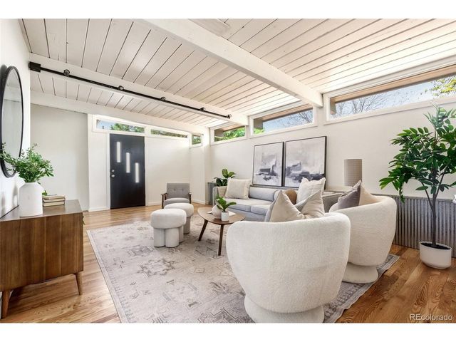 1360 S Dahlia St, Denver, CO 80222