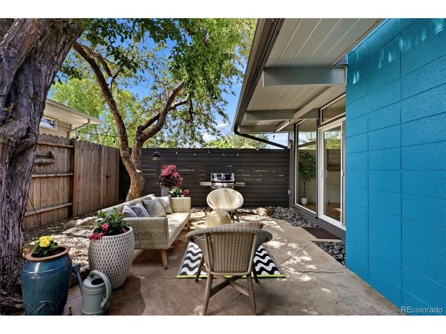 1360 S Dahlia St, Denver, CO 80222