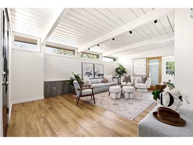 1360 S Dahlia St, Denver, CO 80222