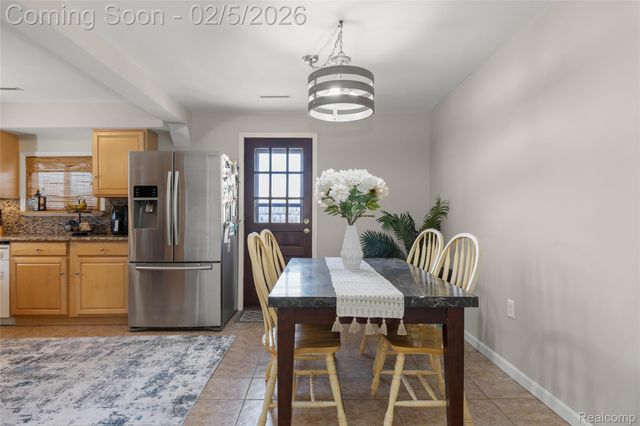 34628 Pardo Street, Westland, MI 48185