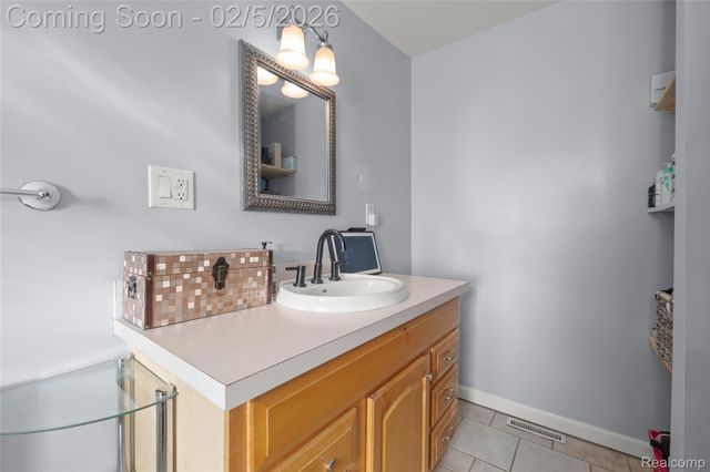 34628 Pardo Street, Westland, MI 48185