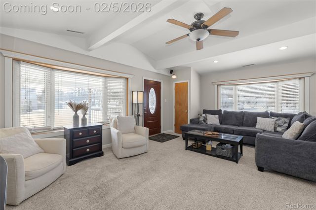 34628 Pardo Street, Westland, MI 48185