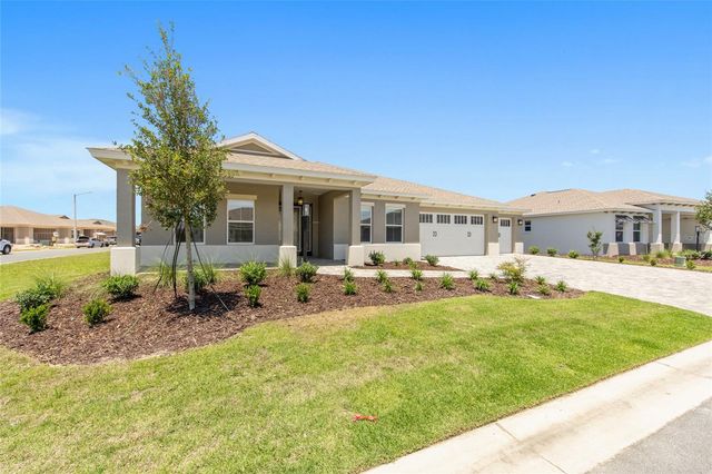 10261 SW 82ND PLACE ROAD, Ocala, FL 34481