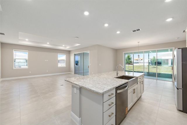 10261 SW 82ND PLACE ROAD, Ocala, FL 34481