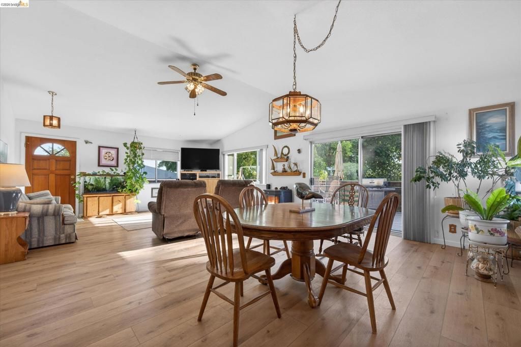 Image 13 of property listing at 5014 Sandmound Blvd, Oakley, CA 94561