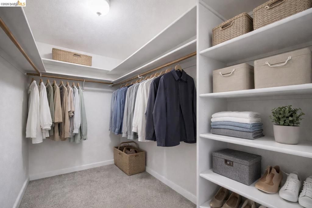 Image 17 of property listing at 5014 Sandmound Blvd, Oakley, CA 94561