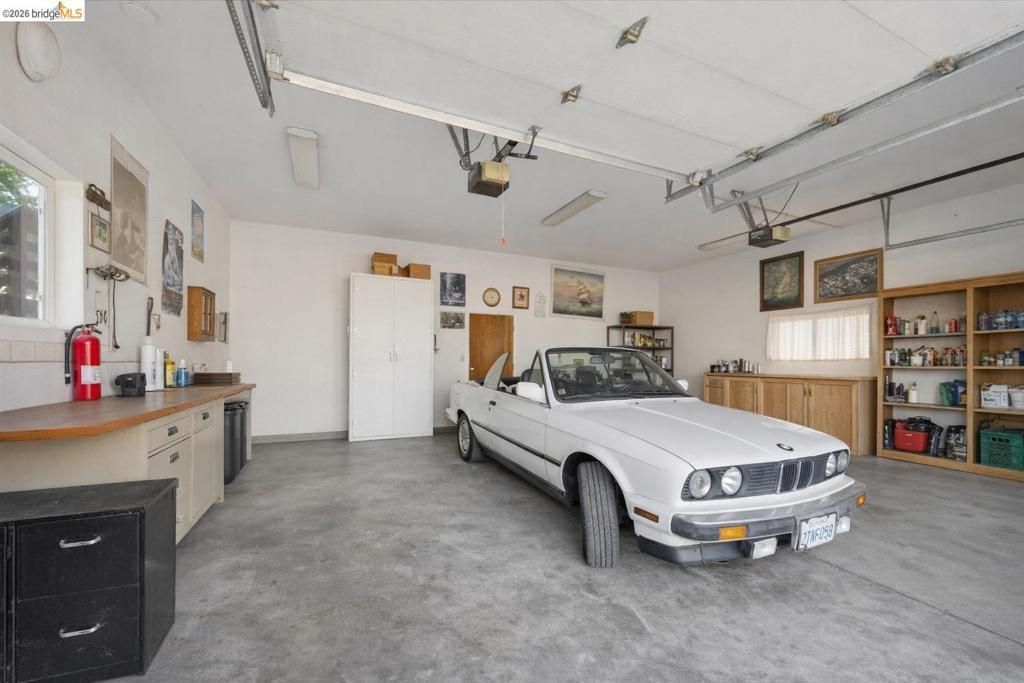 Image 24 of property listing at 5014 Sandmound Blvd, Oakley, CA 94561