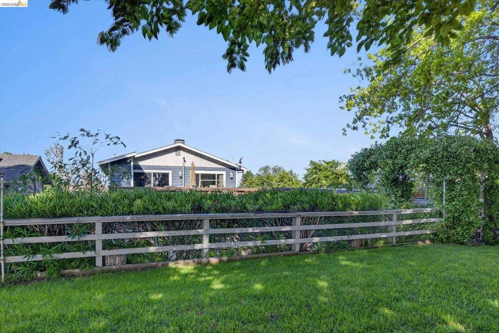 Image 29 of property listing at 5014 Sandmound Blvd, Oakley, CA 94561