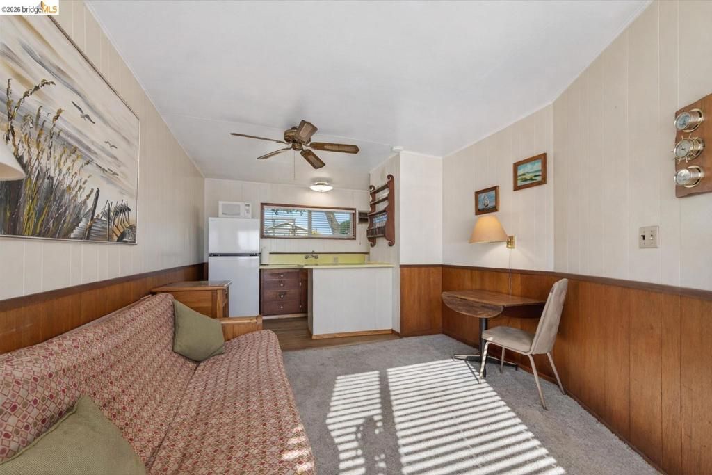 Image 31 of property listing at 5014 Sandmound Blvd, Oakley, CA 94561