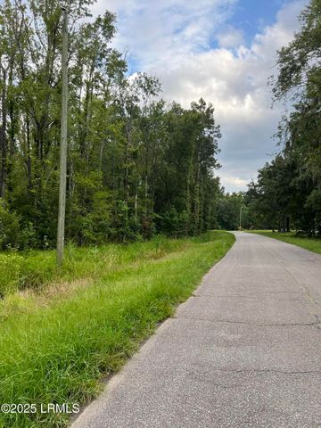 69 Jacob White Road, Yemassee, SC 29945