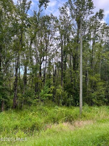 69 Jacob White Road, Yemassee, SC 29945