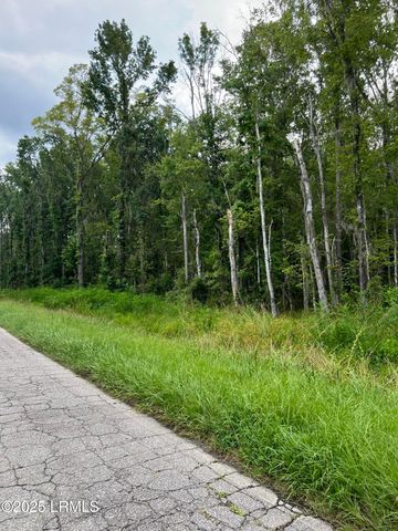 69 Jacob White Road, Yemassee, SC 29945