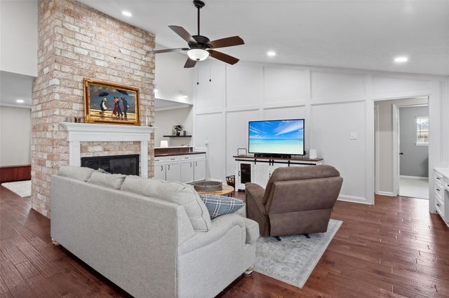 10103 Sagemill Drive, Houston, TX 77089