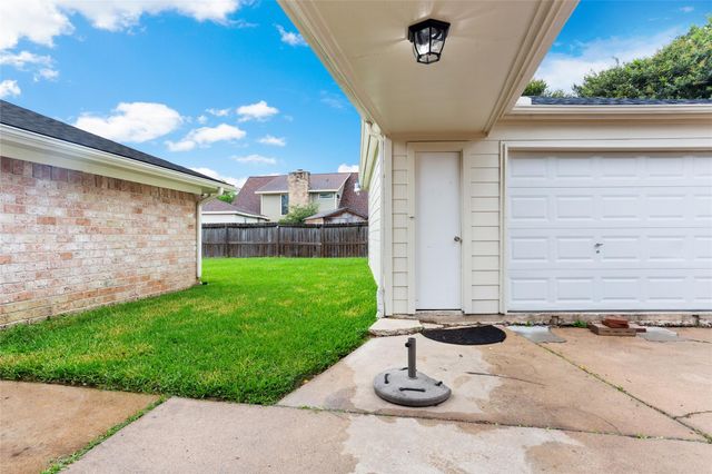 10103 Sagemill Drive, Houston, TX 77089