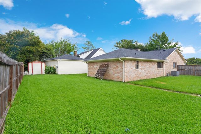 10103 Sagemill Drive, Houston, TX 77089