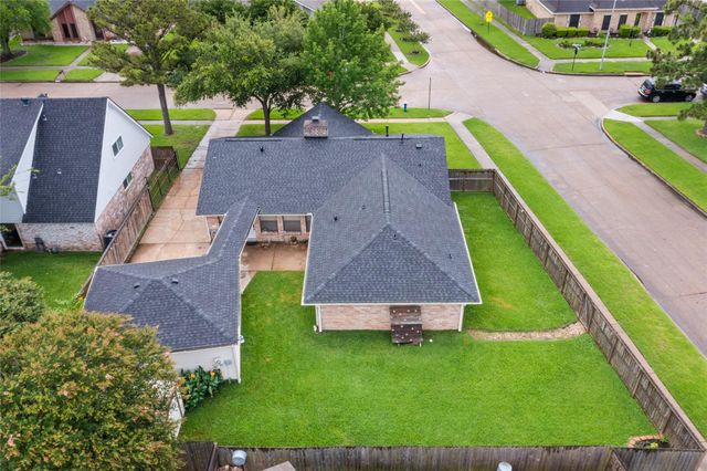 10103 Sagemill Drive, Houston, TX 77089