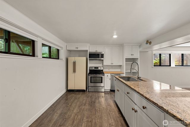 9602 167th Avenue NE, Redmond, WA 98052
