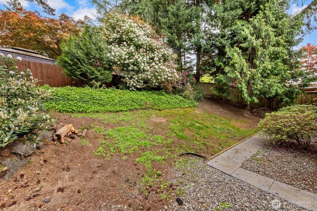 9602 167th Avenue NE, Redmond, WA 98052