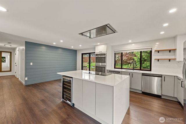 9602 167th Avenue NE, Redmond, WA 98052