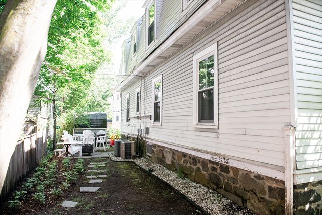 4 Highland Ter 1, Newton, MA 02460