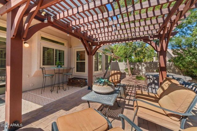 232 W LOS ARBOLES Drive, Tempe, AZ 85284