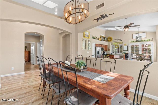 232 W LOS ARBOLES Drive, Tempe, AZ 85284