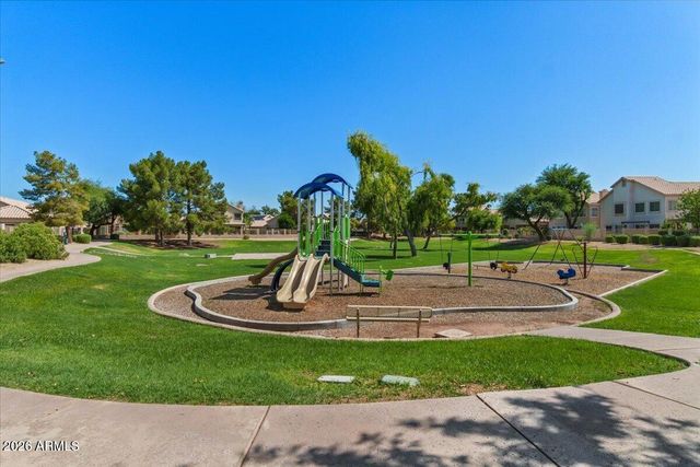 232 W LOS ARBOLES Drive, Tempe, AZ 85284