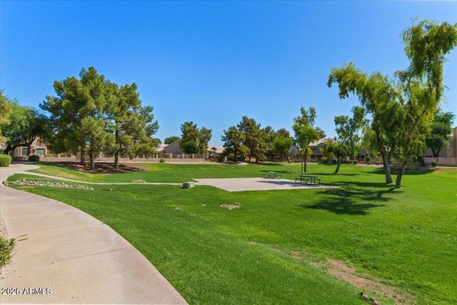 232 W LOS ARBOLES Drive, Tempe, AZ 85284