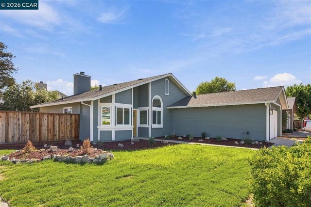 301 Maude Ct, Oakley, CA 94561