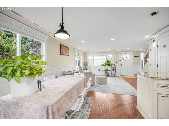 1325 N GARRISON Rd, Vancouver, WA 98664
