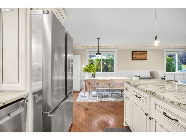 1325 N GARRISON Rd, Vancouver, WA 98664