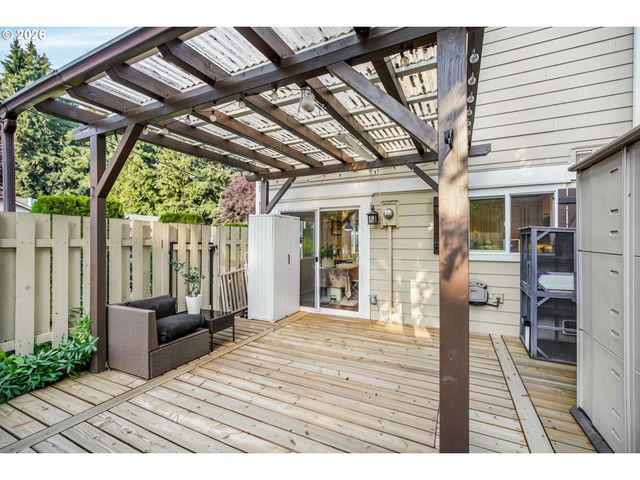 1325 N GARRISON Rd, Vancouver, WA 98664