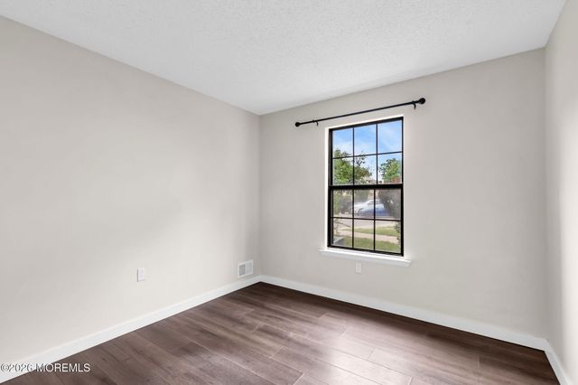 403 Sage Court, Jackson, NJ 08527