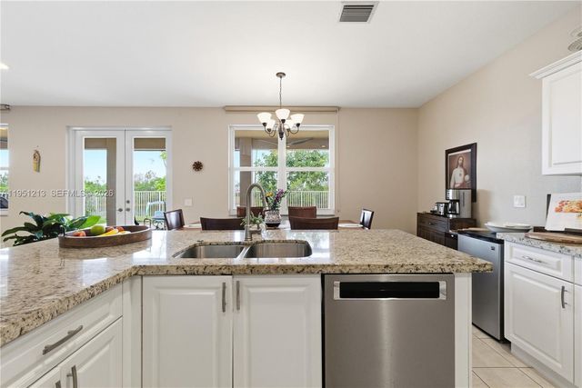 1844 Aspen Ln, Weston, FL 33327