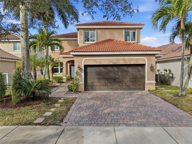 1844 Aspen Ln, Weston, FL 33327