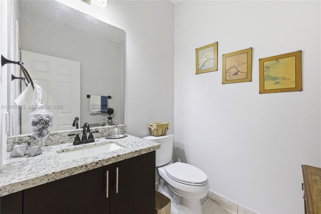 1844 Aspen Ln, Weston, FL 33327