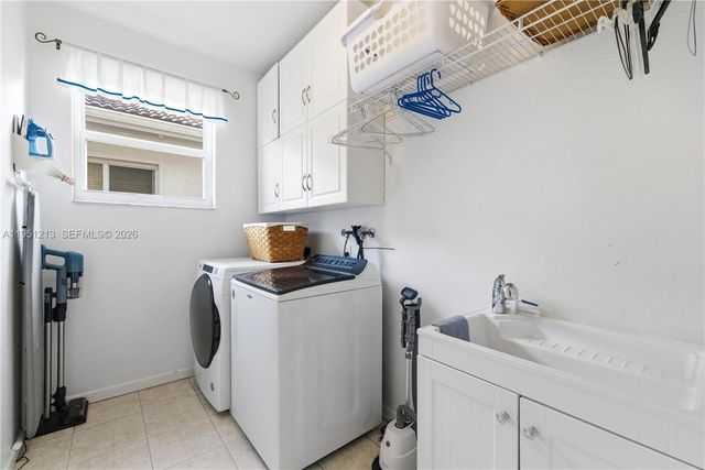 1844 Aspen Ln, Weston, FL 33327